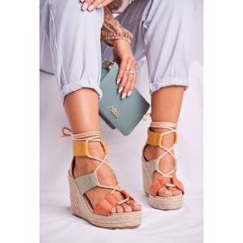 Bellucci Sandales pour femmes sur espadrilles compensées colorées Beautiful One brun multicolore 1