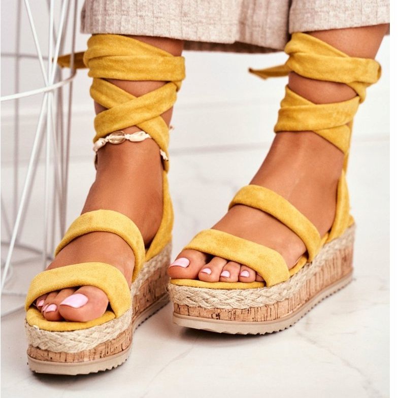 FS1 Sandales Sur La Plateforme Pour Femmes Attachées Jaune La Favorite 2