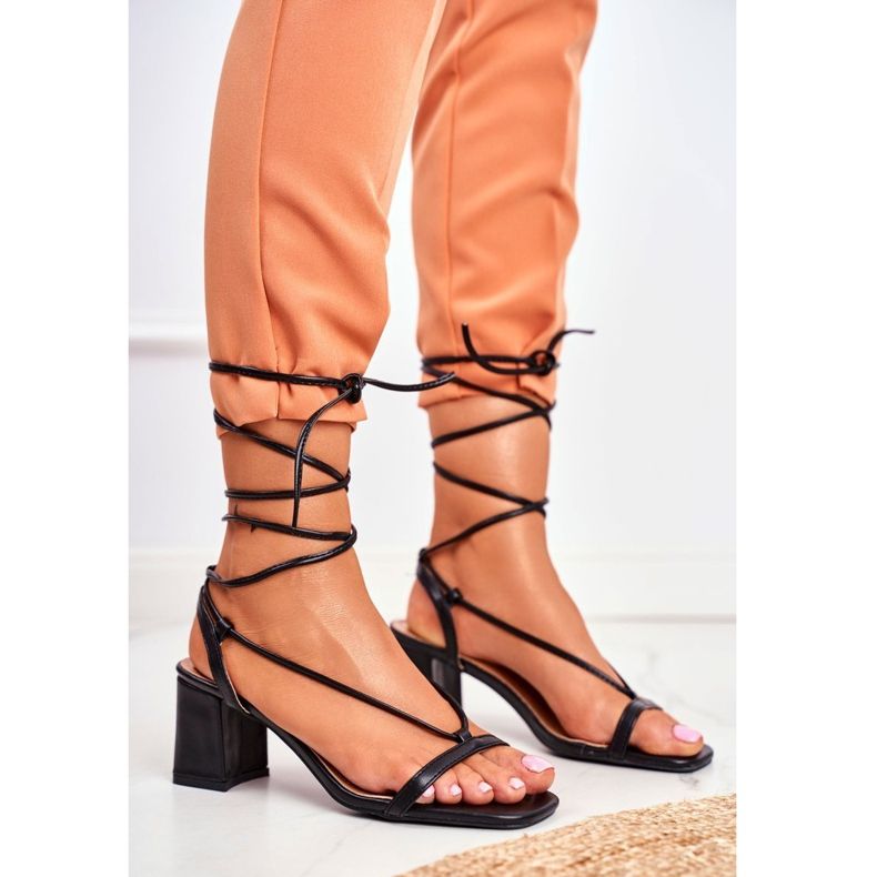 HAN Sandales Pour Femmes Sur Un Talon Attaché Matin Noir le noir 1