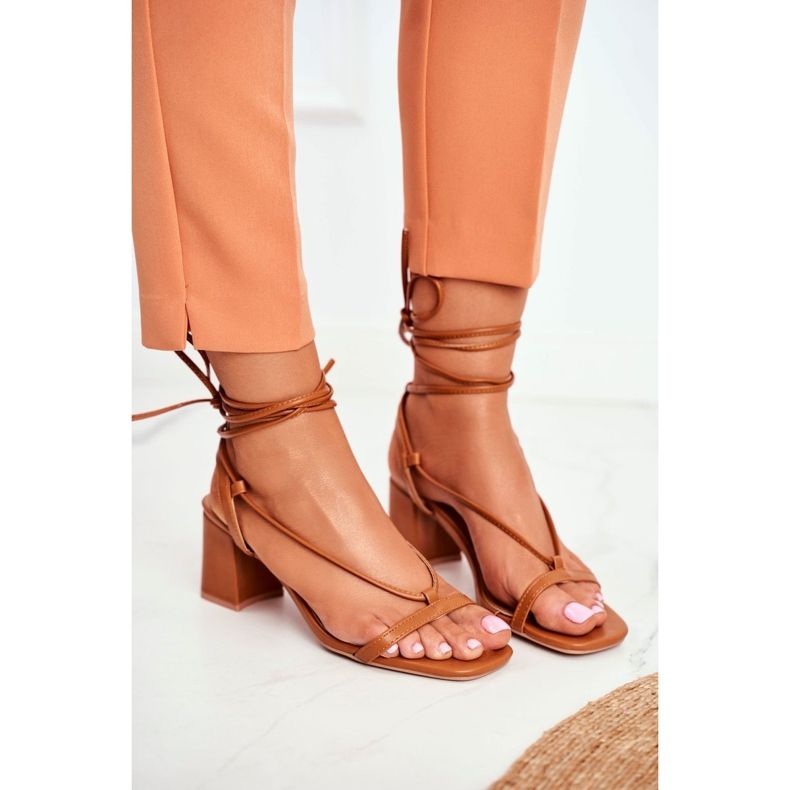 FS1 Sandales à talons pour femmes nouées Camel Morning brun 1 FS1 Sandales à talons pour femmes nouées Camel Morning brun 1