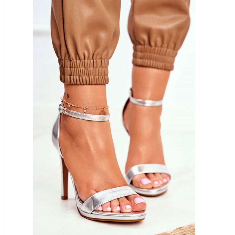 FW1 Sandales pour femmes sur un talon haut Silver Frenzy gris 2