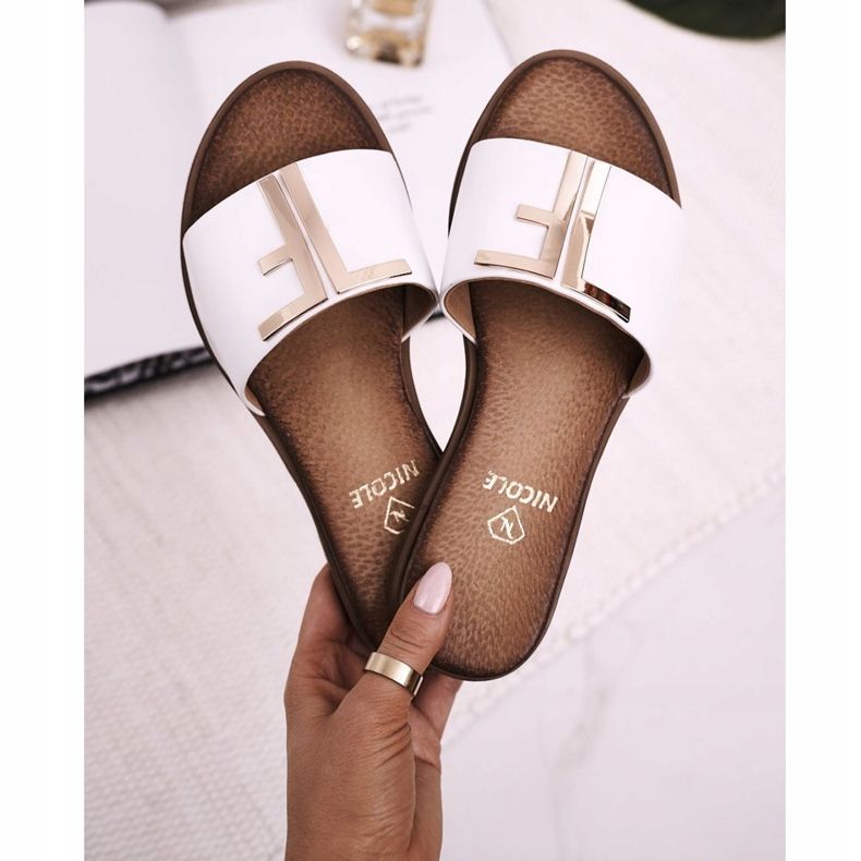 Pantoufles Élégantes Pour Femmes Blanc Nicole Dilmah 2