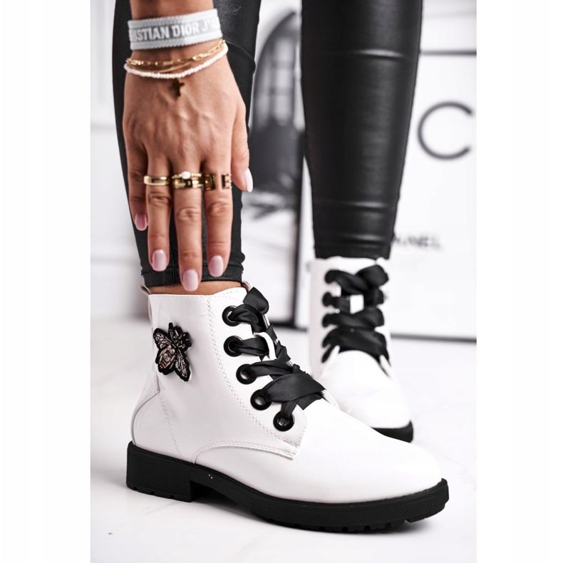 Bottines Femme Talon Plat Laquées Blanches Sergio Leone BT530 2