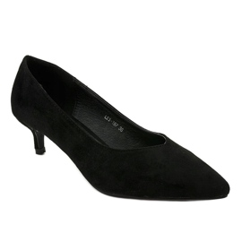 Escarpins noirs sur le talon LEI-167 le noir 1 Escarpins noirs sur le talon LEI-167 le noir 1