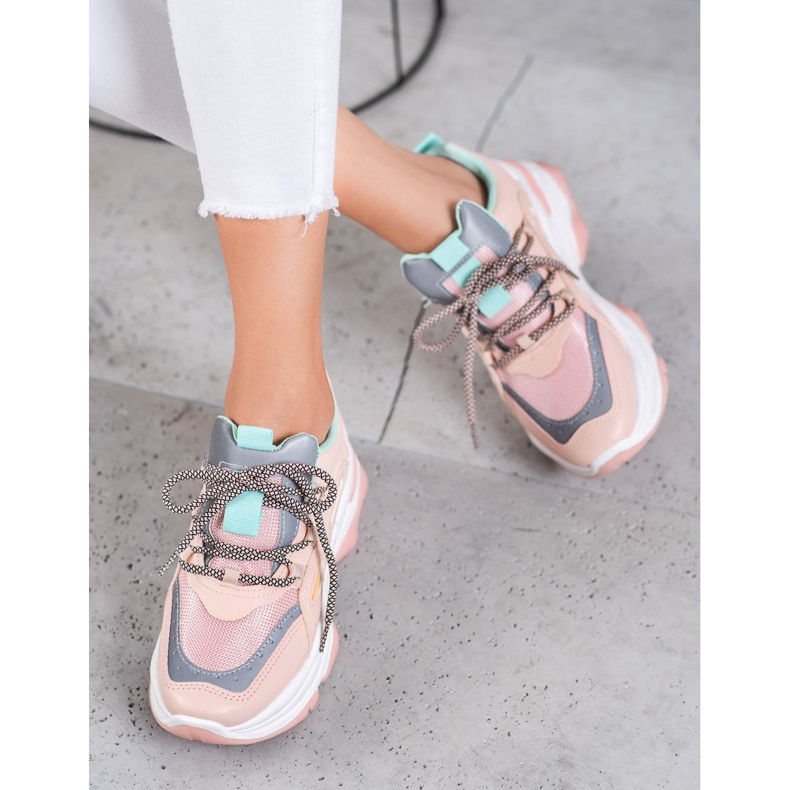 Small Swan Baskets de sport rose 1 Small Swan Baskets de sport rose 1