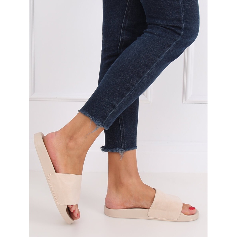 Chaussons simples beiges CK98 Beige 2 Chaussons simples beiges CK98 Beige 2