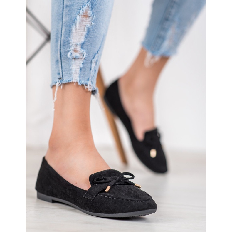 Small Swan Mocassins noirs 2