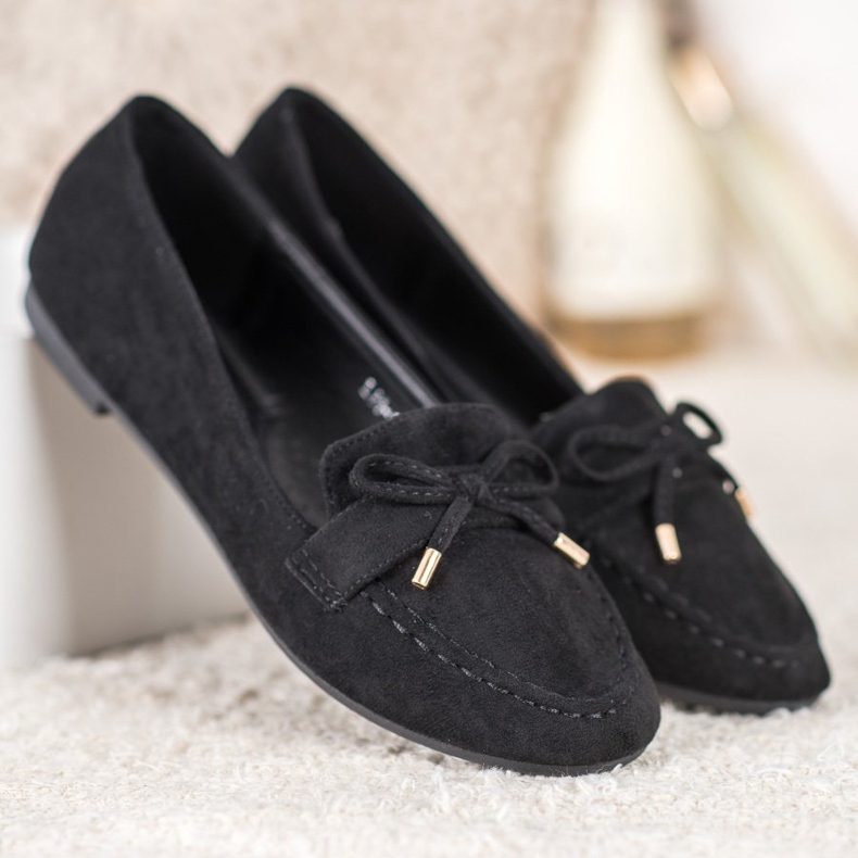 Small Swan Mocassins noirs 1