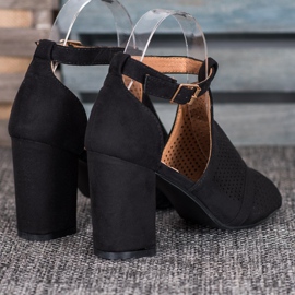 Small Swan Sandales ajourées élégantes noir 1