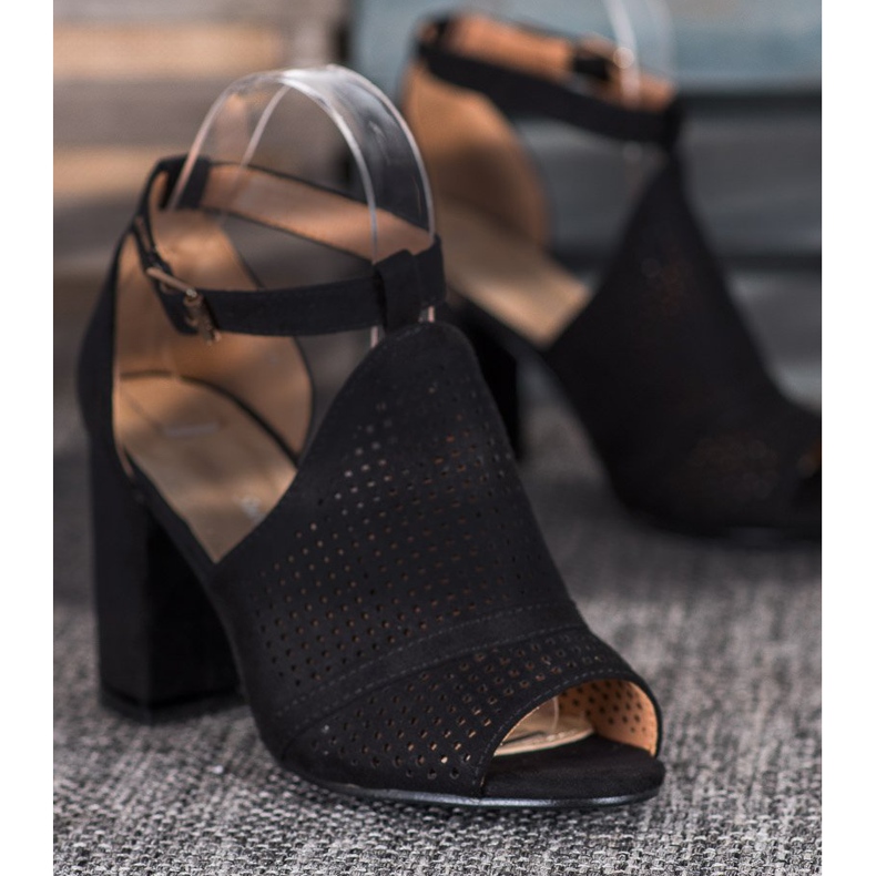 Small Swan Sandales ajourées élégantes noir 2