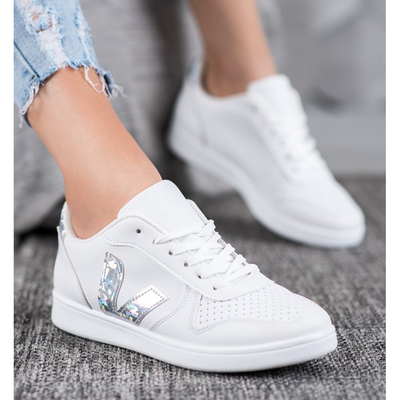 SHELOVET Chaussures Blanches Avec Inserts Holo 1