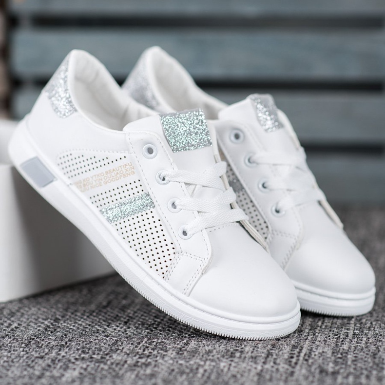 SHELOVET Baskets Ajourées Légères blanc 1