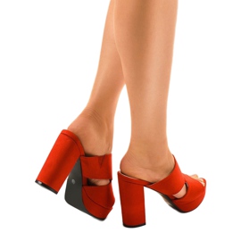 Escarpins en daim rouge 9R55 3