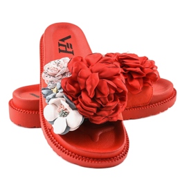 Chaussons rouges à fleurs PT-109 2