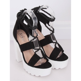 Sandales noires sur la plateforme NS120 Black 2