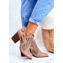 Bellucci Bottines Femme à Découpe Printemps Beige Velluci 1 Bellucci Bottines Femme à Découpe Printemps Beige Velluci 1