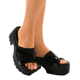 Talons hauts noirs M806 le noir 1