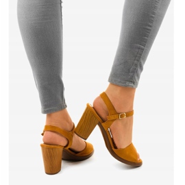 Sandales camel sur le pilier en daim 660-6 brun 3