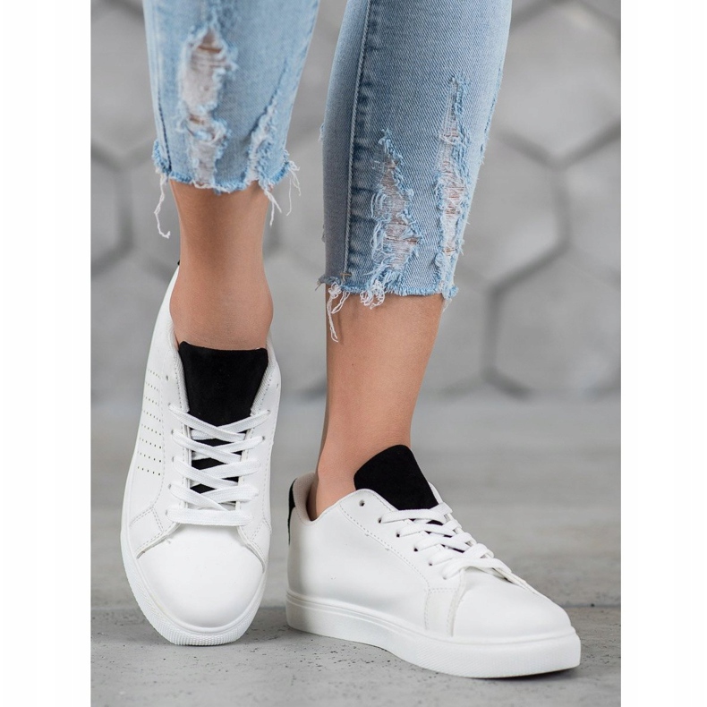 SHELOVET Chaussures blanches avec empiècements en daim 2