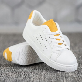 SHELOVET Chaussures blanches avec empiècements en daim 3
