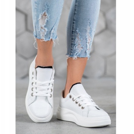SHELOVET Baskets à la mode sur la plate-forme blanc 2