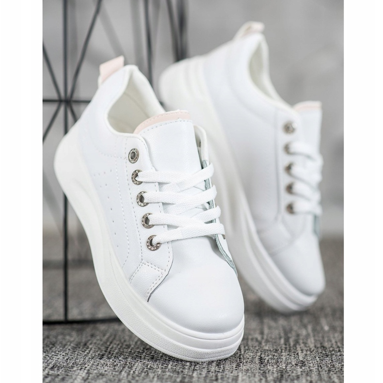 SHELOVET Baskets à la mode sur la plate-forme blanc 2