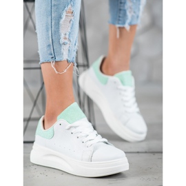 SHELOVET Chaussures de sport sur la plate-forme blanche 1