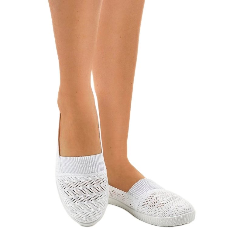 Baskets à enfiler ajourées blanches CB1711-9 1