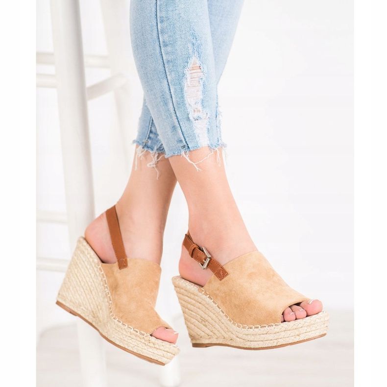 Small Swan Sandales en daim à la mode brun 1