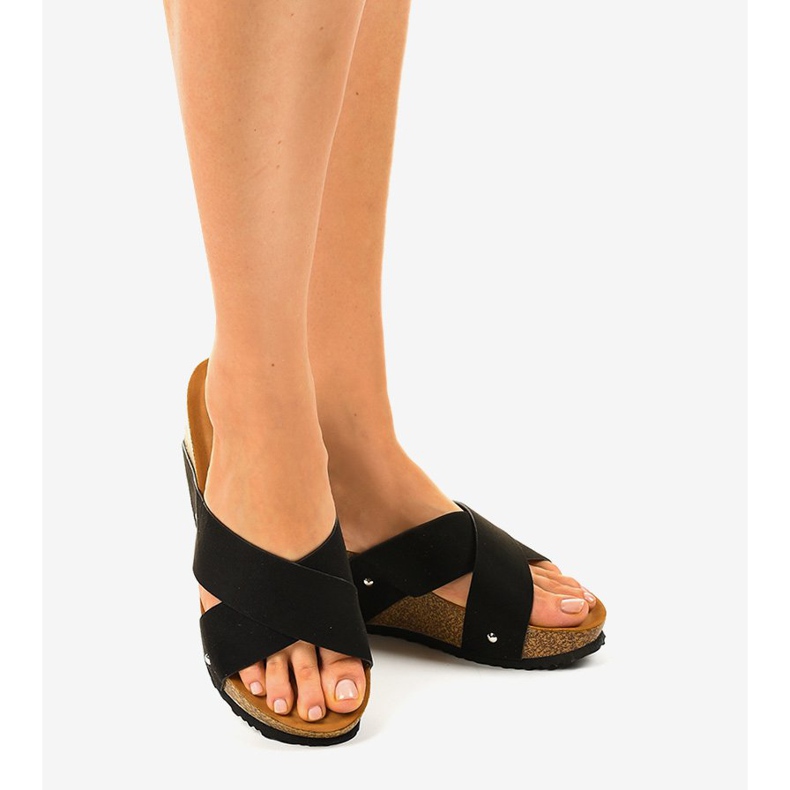 Chaussons GU53 noirs sur le coin le noir 2