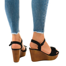 Sandales compensées en daim noir HY8542 le noir 3