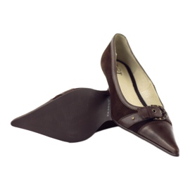 Eksbut Escarpins en cuir marron brun 4