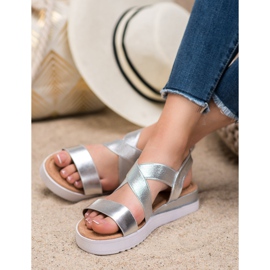 SHELOVET Sandales argentées avec élastiques gris 2