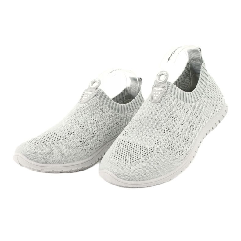 McKey Slip-on de sport femme DTN842 / 20 GR gris 2 McKey Slip-on de sport femme DTN842 / 20 GR gris 2