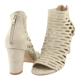 Sandales avec dessus en daim Filippo DS1275 / 20 BE beige 3