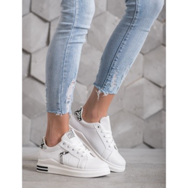 SHELOVET Chaussures de sport en cuir écologique blanche 1