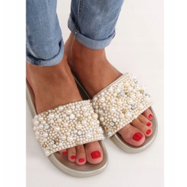 Chaussons avec perles BG66 Or doré 1
