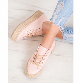 Kylie Baskets sur une plate-forme de paille rose 1