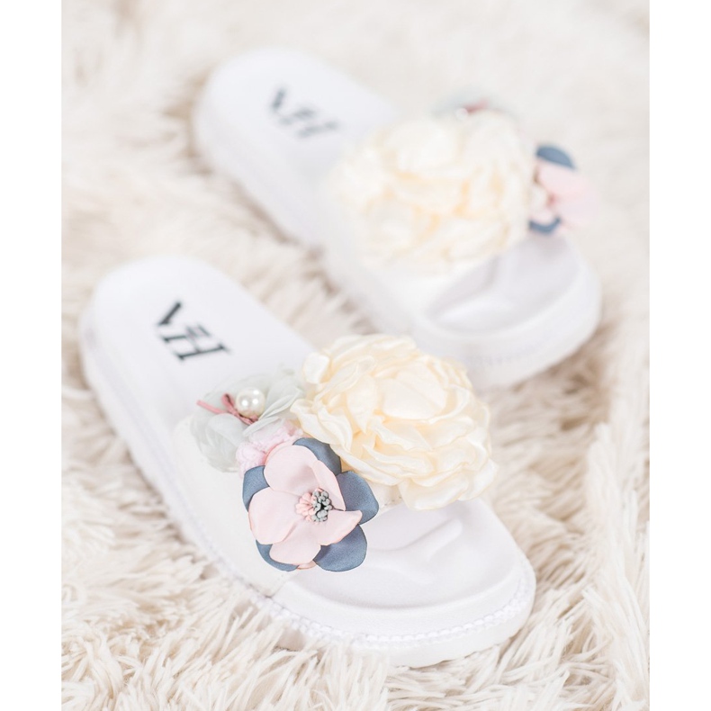 SHELOVET Pantoufles En Daim Avec Fleurs blanche 2