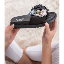 SHELOVET Pantoufles En Daim Avec Fleurs le noir 4