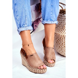 Sandales Femme Sur Compensée Big Star Beige FF274982 1