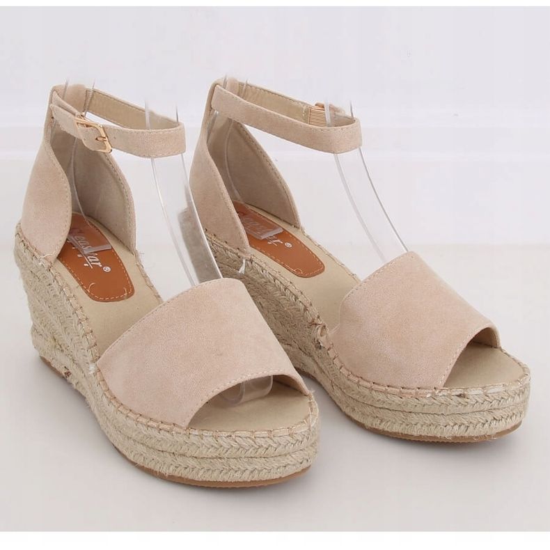 Espadrilles sur un coin beige TU147 Beige 1