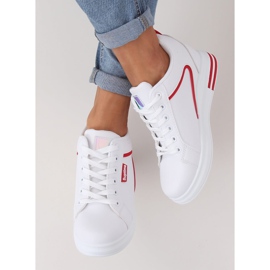 Baskets blanches sur le coin NB337 Rouge 1