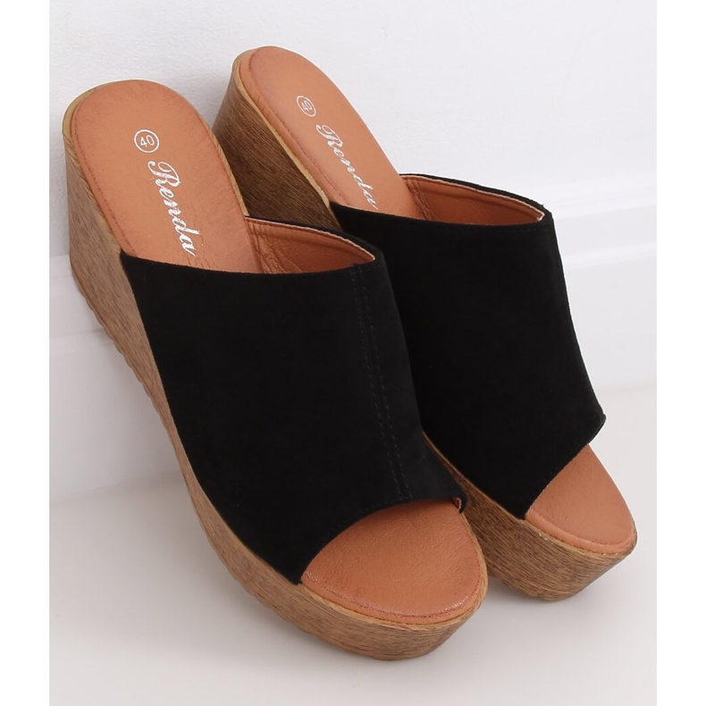 Chaussons noirs sur le coin noir 10-236 Noir le noir 1