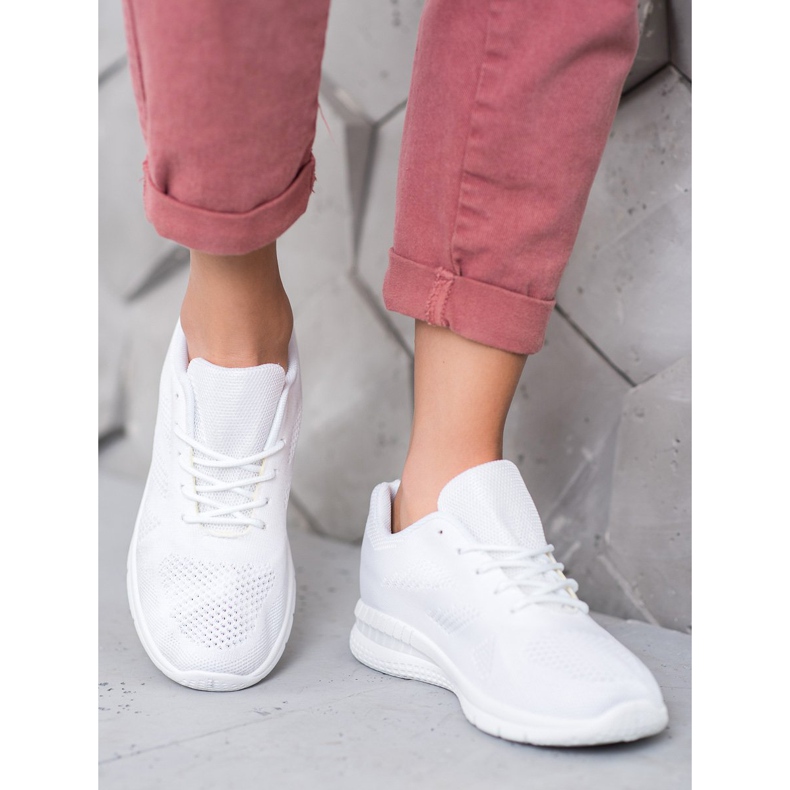 Renda Chaussures de sport ajourées blanche 1 Renda Chaussures de sport ajourées blanche 1