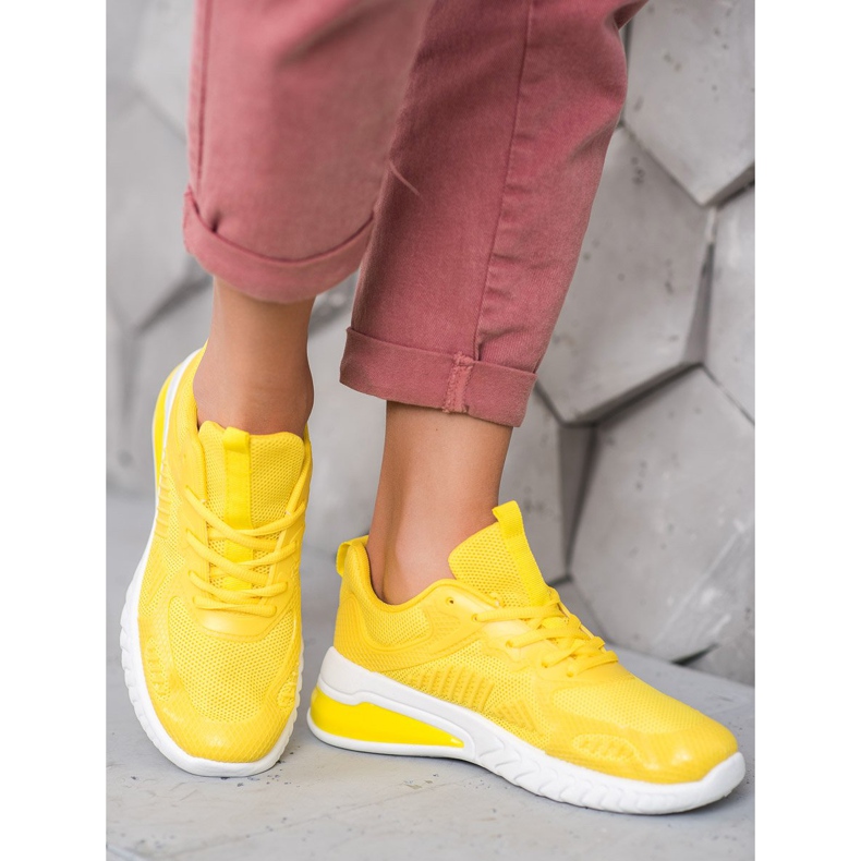 Ideal Shoes Chaussures nouées avec maille jaune 2
