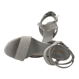 Espinto Sandales féminines en cuir gris sur la broche S333 / 5 4 Espinto Sandales féminines en cuir gris sur la broche S333 / 5 4