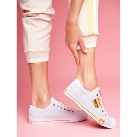 Baskets Femme Big Star Ajourée Blanche FF274035 1 Baskets Femme Big Star Ajourée Blanche FF274035 1