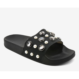 Chaussons noirs avec perles H-6567 1