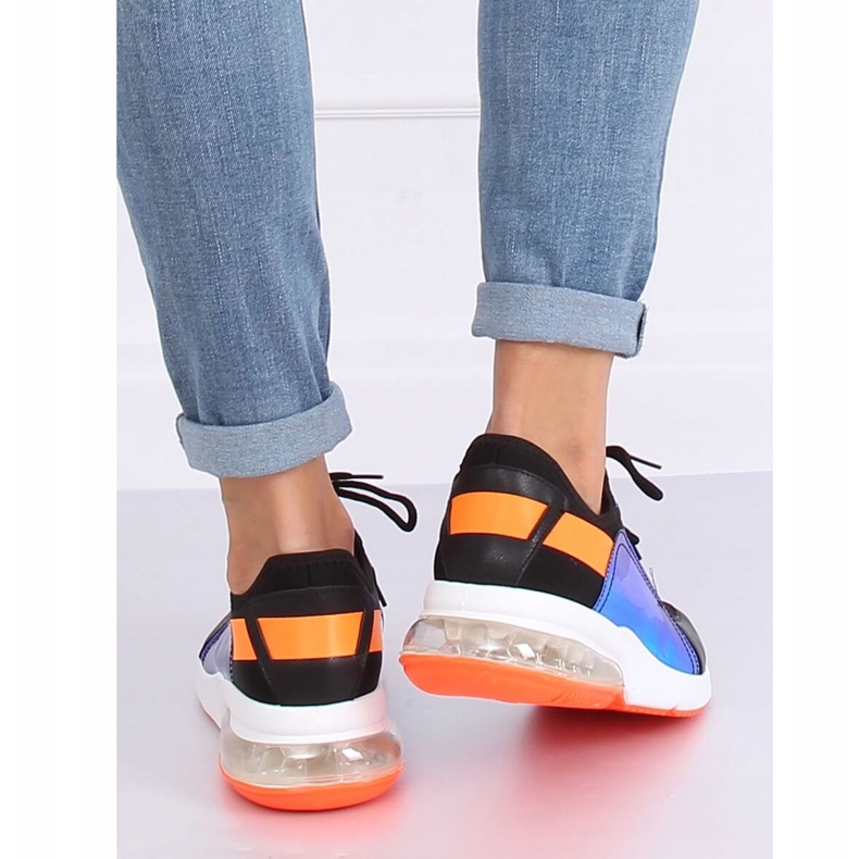 Chaussures de sport femme noires F-3336 NOIR / ORANGE 2